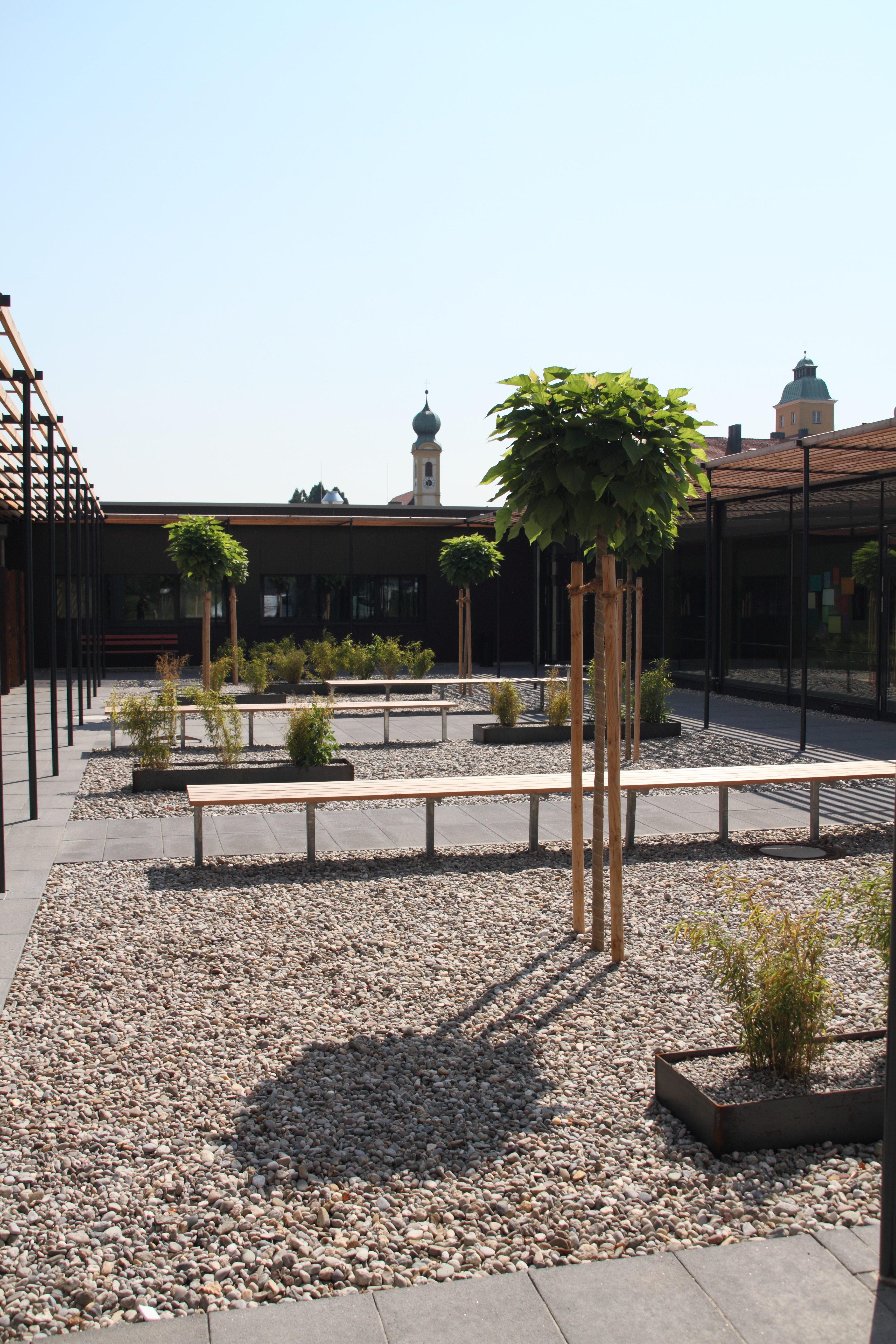 Ecksberg Gebäude Aussen Tag 34 Ecksberg Gebäude Aussen Tag 34