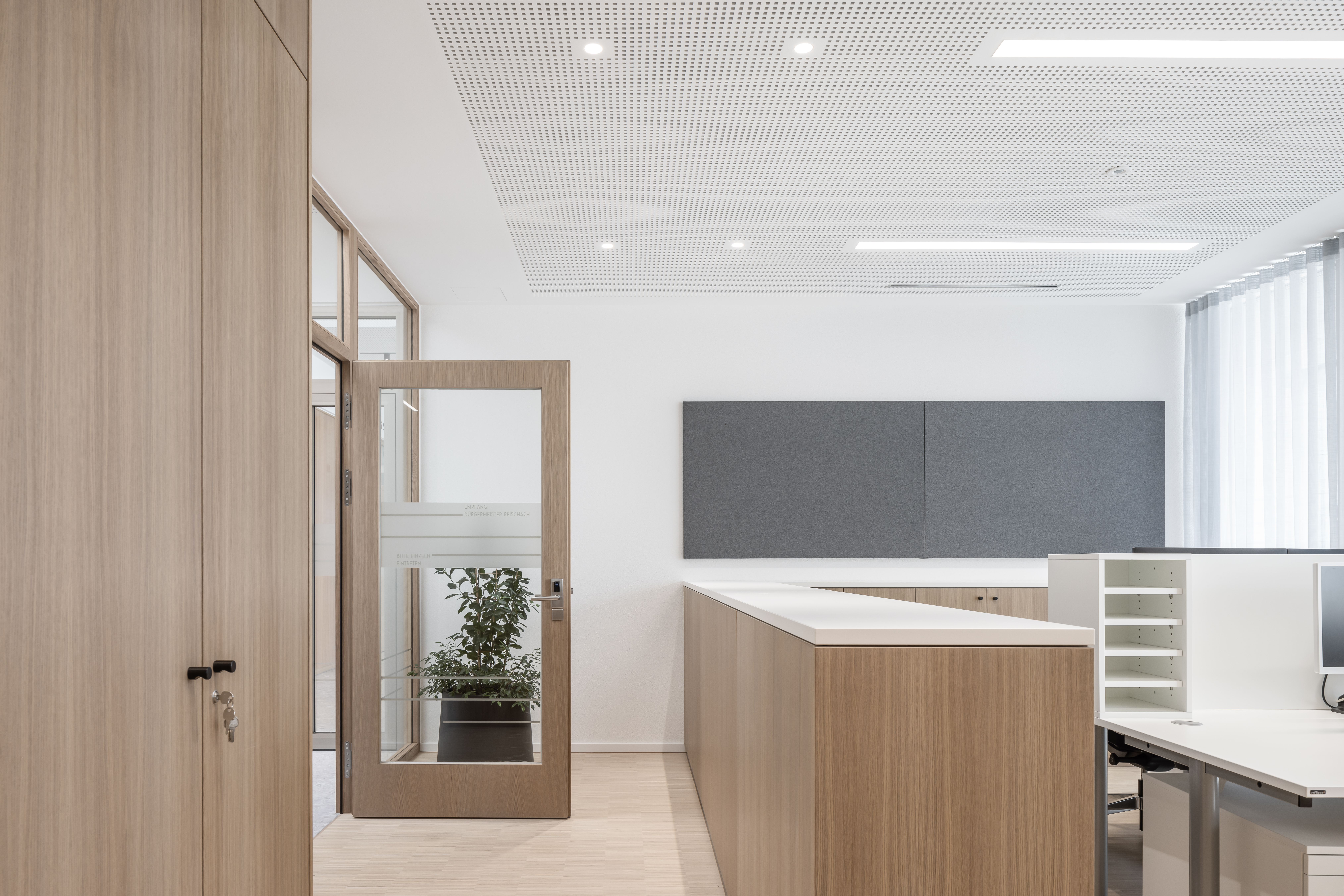 Rathaus Reischach Bürokonzept